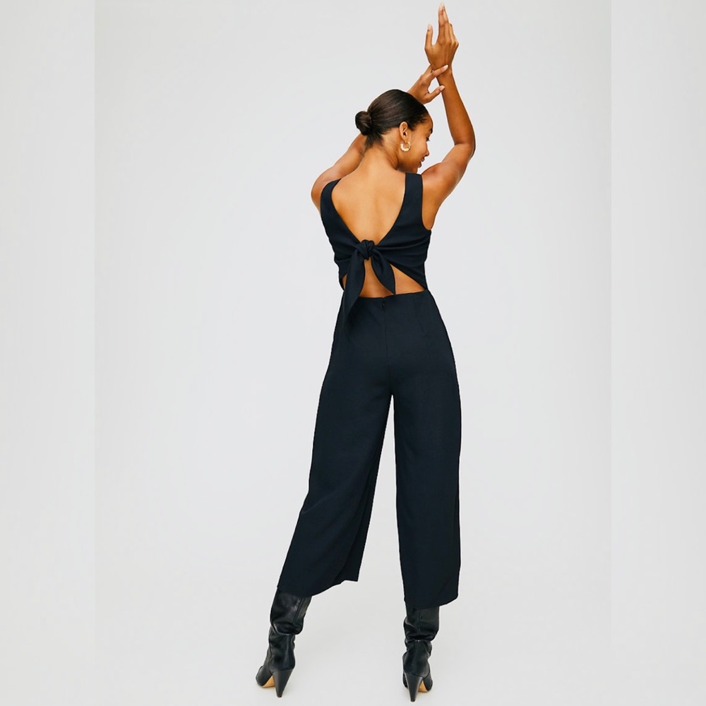 Aritzia Wilfred Écoulement Jumpsuit